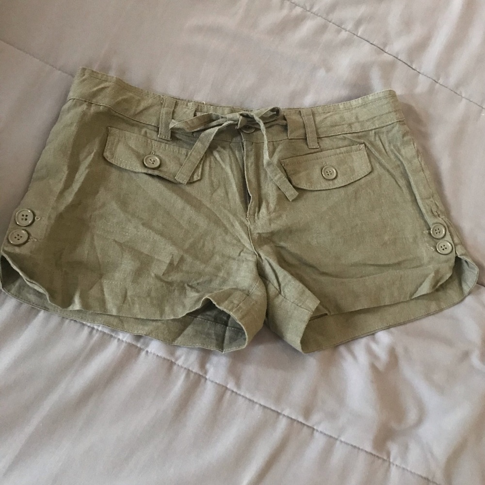 Women’s Shorts Size M